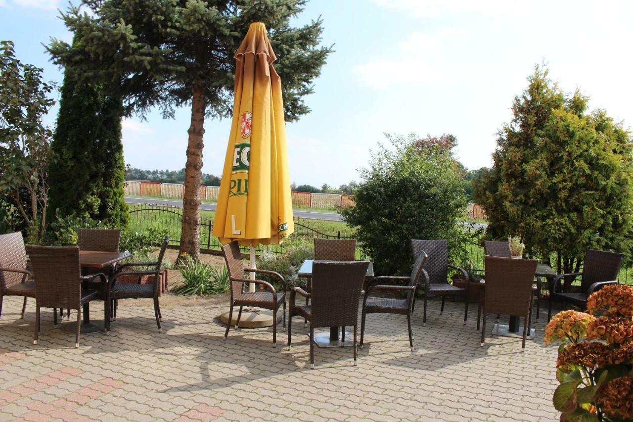 Restauracja Hotel Kassandra Wrzesnia Exterior photo